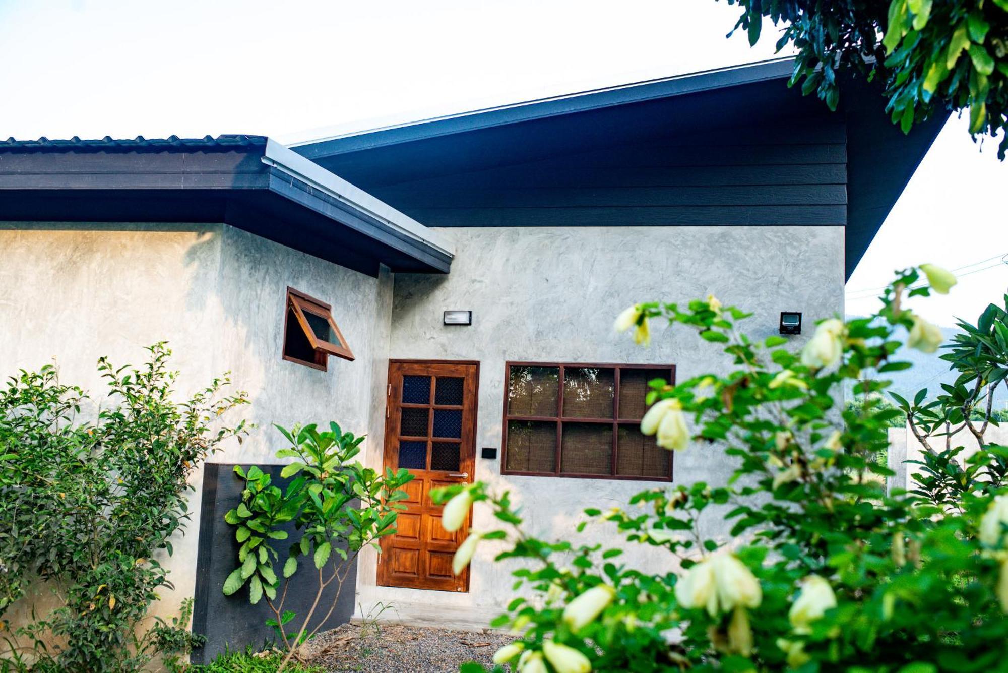 Suan Sook Homestay Чом Тхонг Экстерьер фото